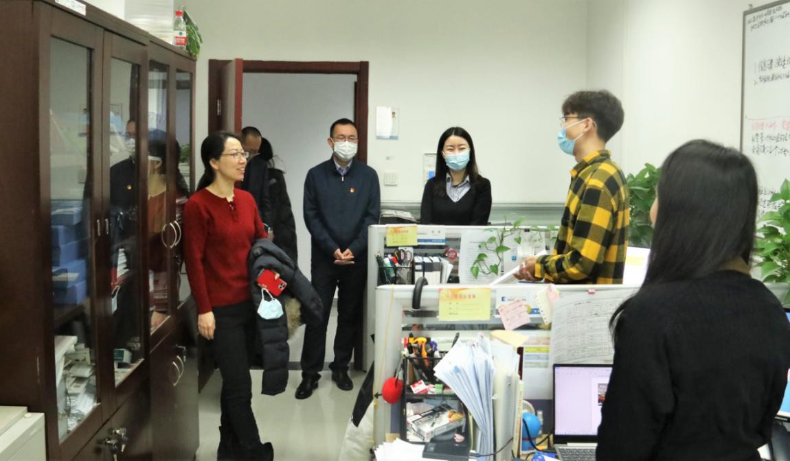 意气风发开心年内容图片.jpg