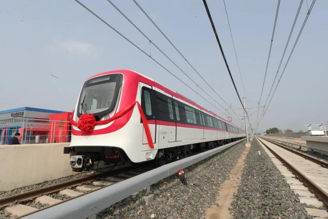 紹興1號(hào)線首列車在河北京車下線
