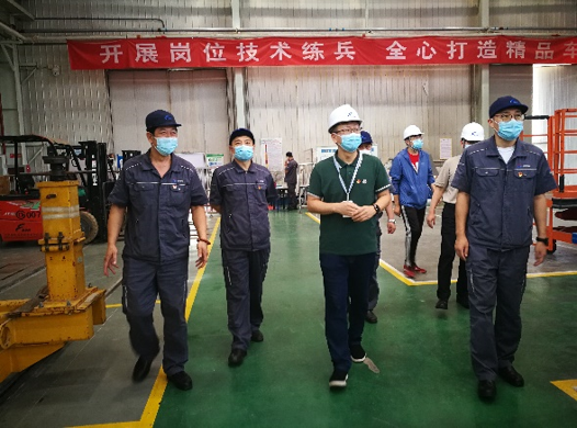 装备集团党委主要负责同志以“四不两直”方式检查一线疫情防控工作